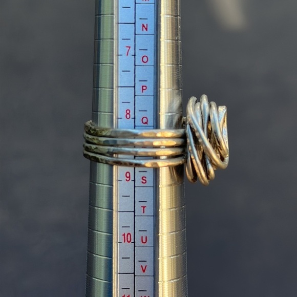 Silver coiled ring, wrapped 8 1/2 Sterling - Picture 3 of 6